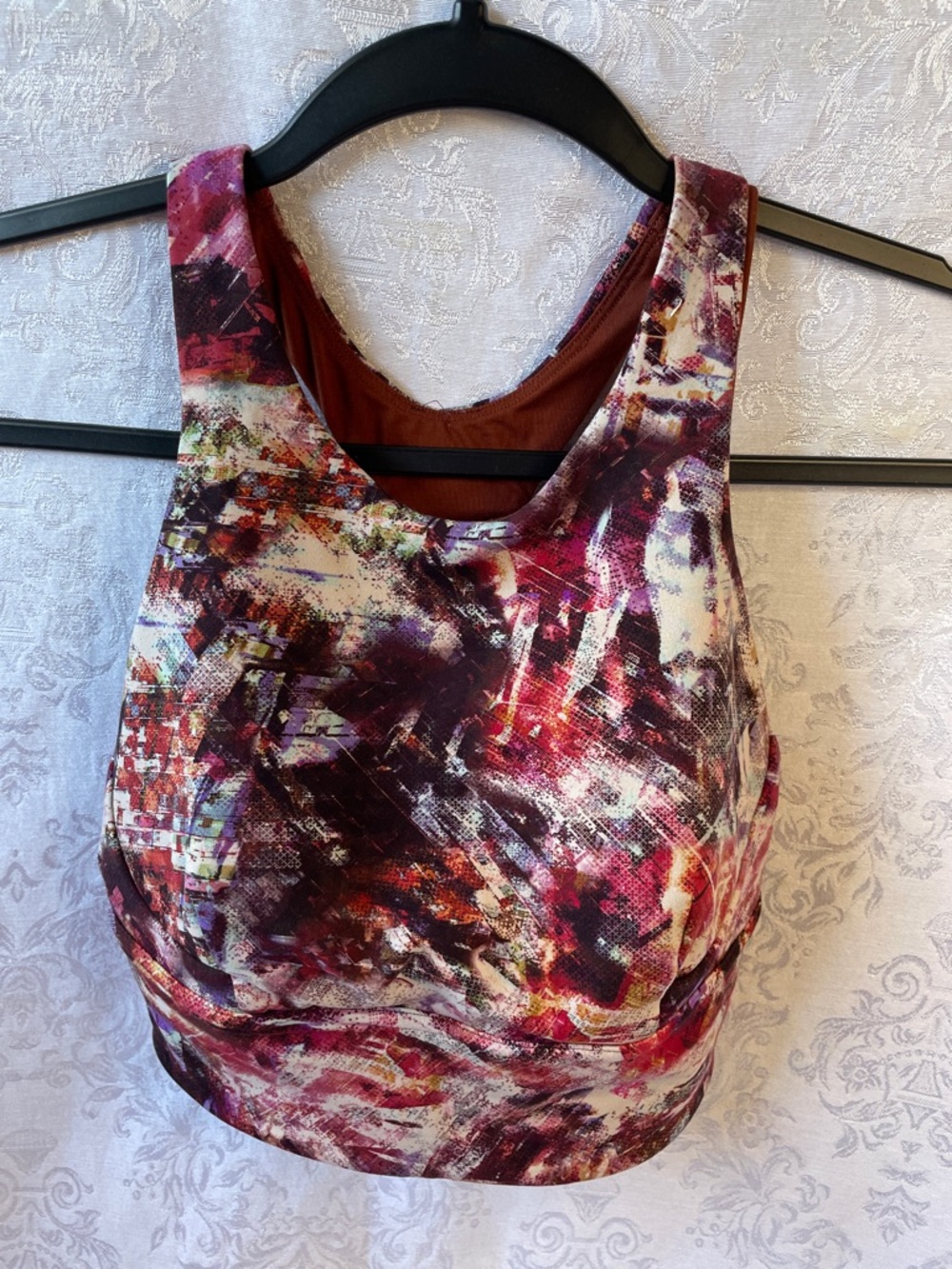 NWOT LuLuLemon Wunder Train Bra.  Size 4.  Multi-color.